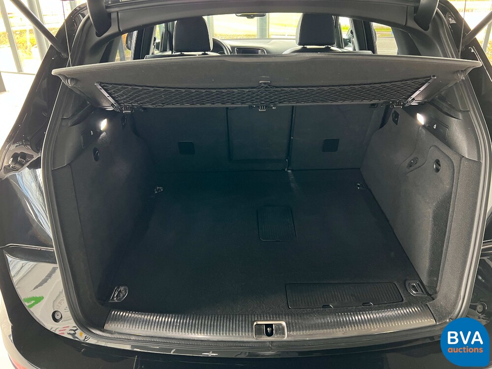 Audi Q5 2.0 TFSI Hybrid Quattro 211PS 2012, 6-KLV-37.