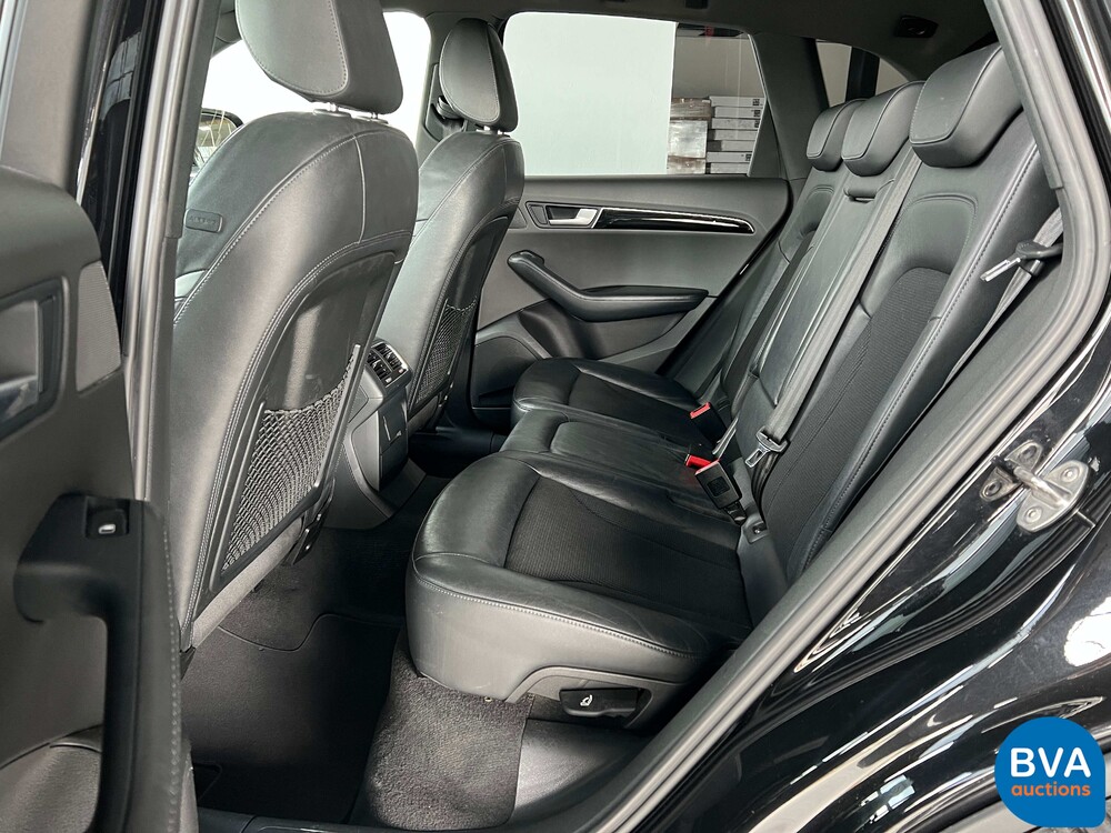 Audi Q5 2.0 TFSI Hybrid Quattro 211PS 2012, 6-KLV-37.