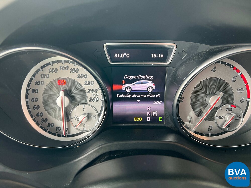 Mercedes-Benz GLA200 AMG CDI GLA-Klasse 136pk 2014, SX-617-S