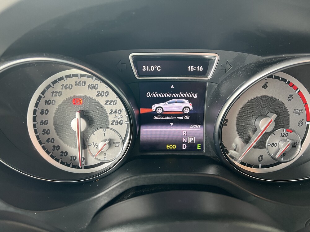 Mercedes-Benz GLA200 AMG CDI GLA-Klasse 136pk 2014, SX-617-S