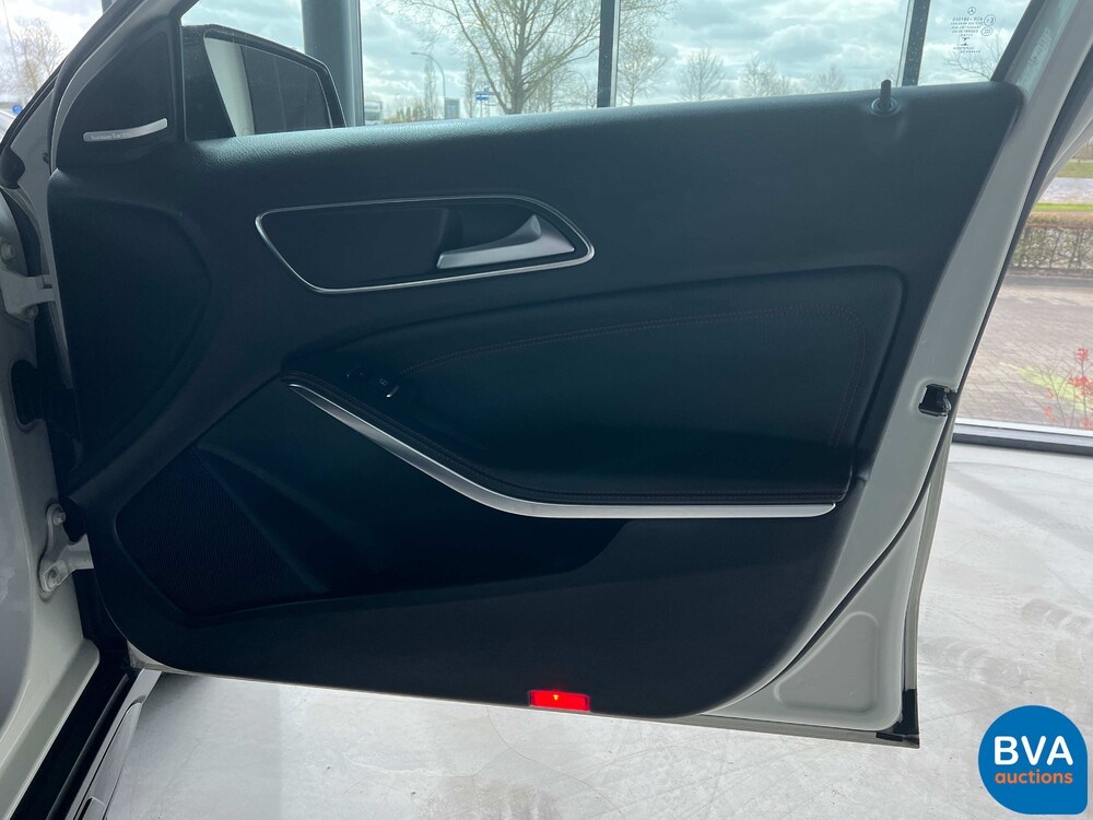 Mercedes-Benz GLA200 AMG CDI GLA-Klasse 136pk 2014, SX-617-S