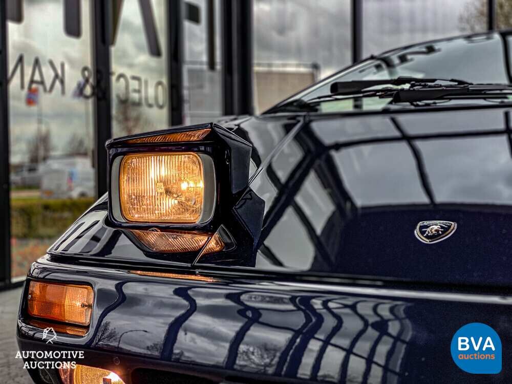 Lamborghini Diablo VT Roadster 5.7L V12 530pk 1996