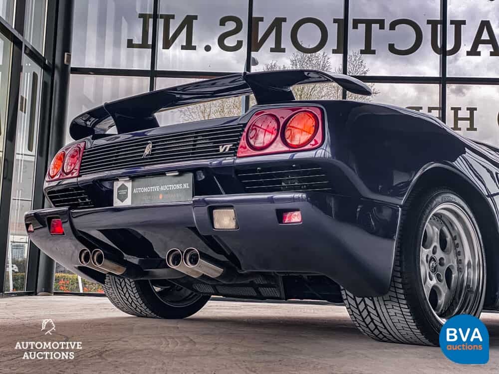 Lamborghini Diablo VT Roadster 5.7L V12 530pk 1996