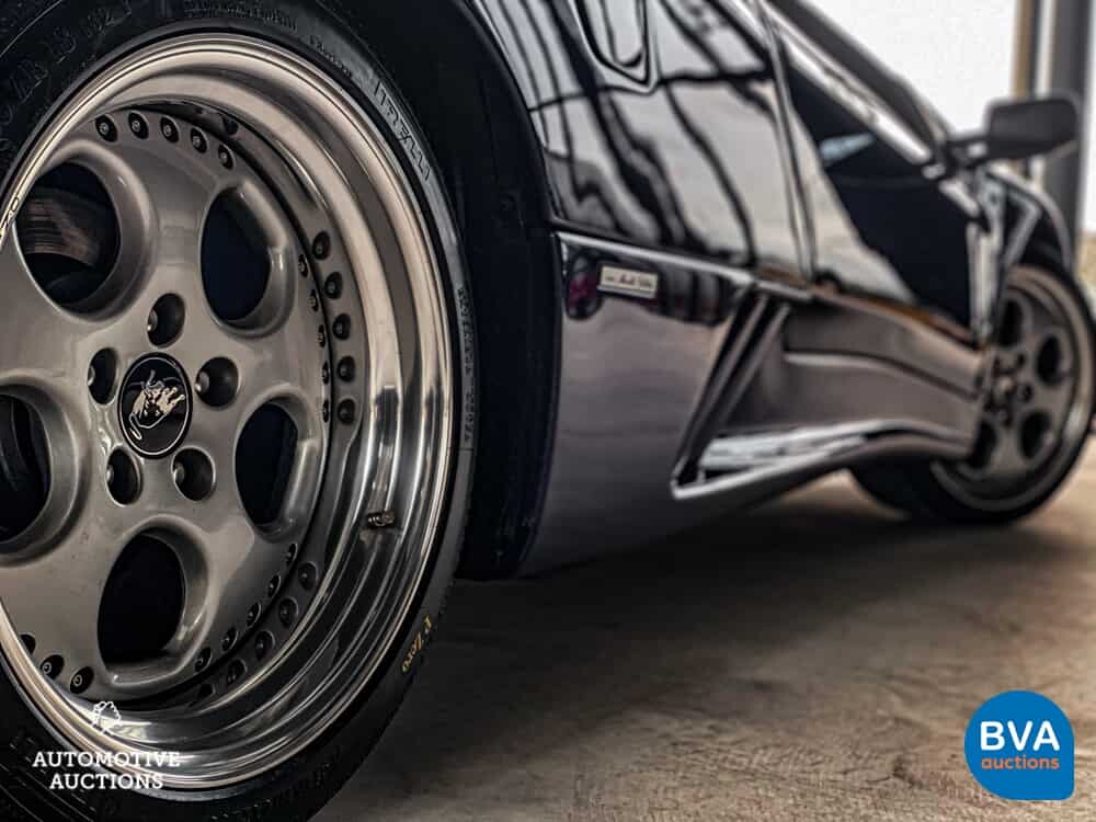 Lamborghini Diablo VT Roadster 5.7L V12 530pk 1996