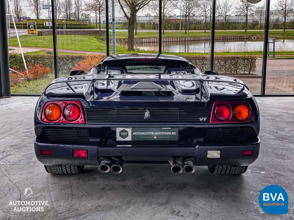 Lamborghini Diablo VT Roadster 5.7L V12 530pk 1996