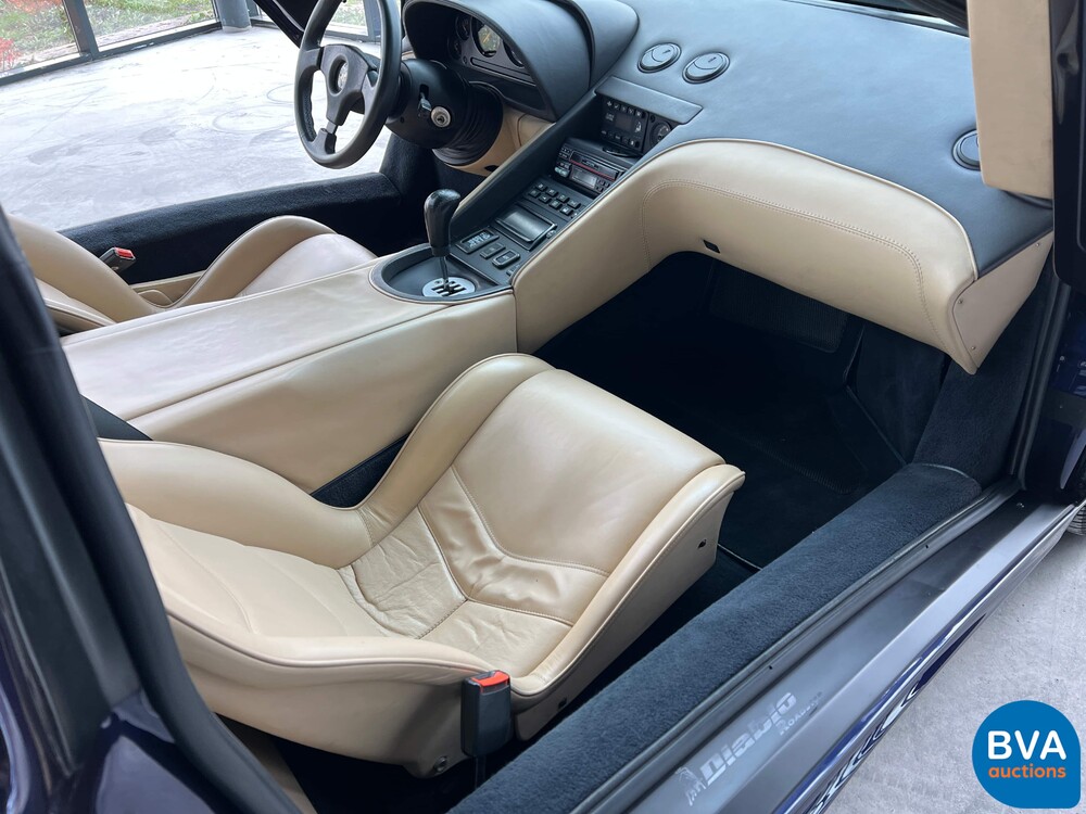 Lamborghini Diablo VT Roadster 5.7L V12 530pk 1996
