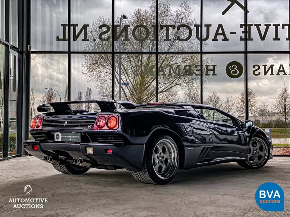 Lamborghini Diablo VT Roadster 5.7L V12 530pk 1996