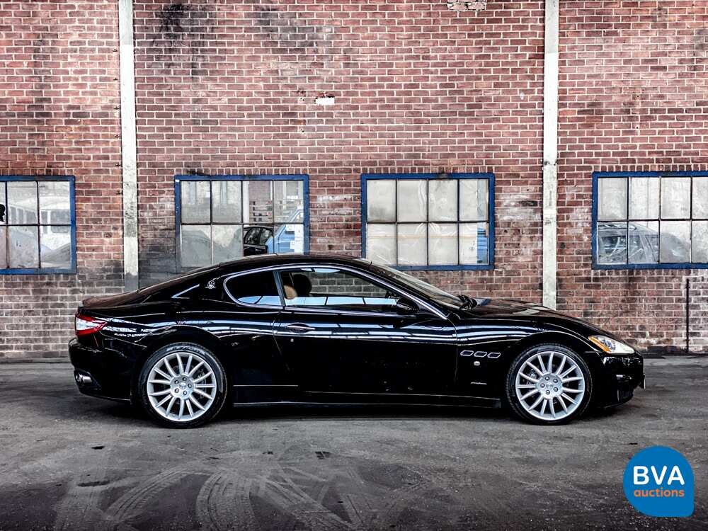 Maserati Granturismo 4.2 V8 405 PS 2008.