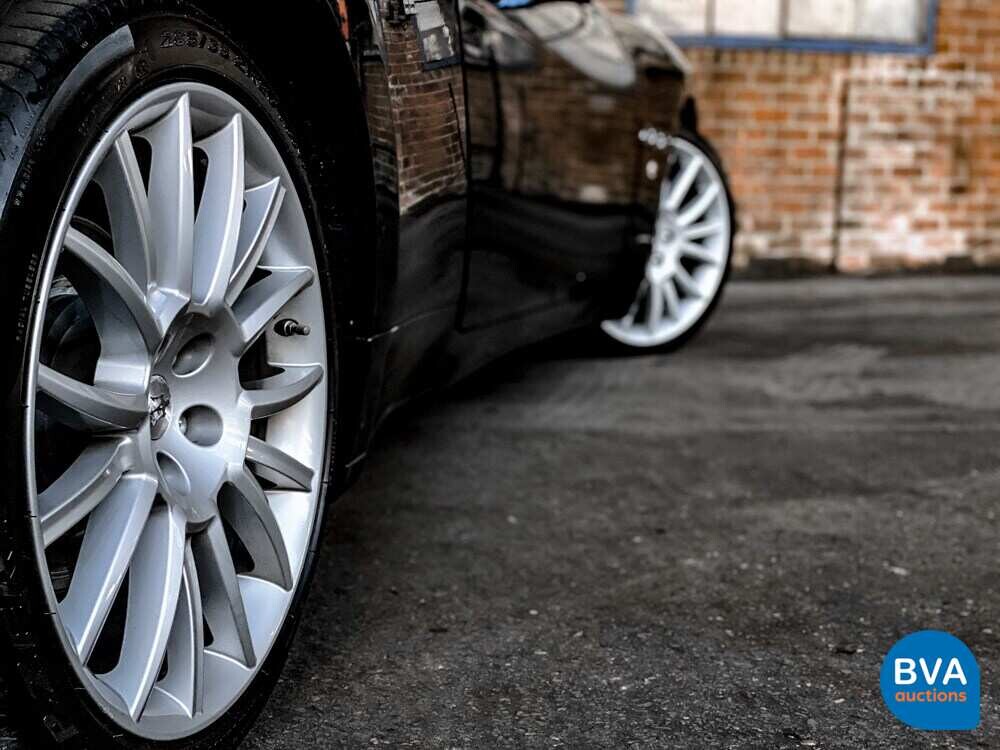 Maserati Granturismo 4.2 V8 405 PS 2008.