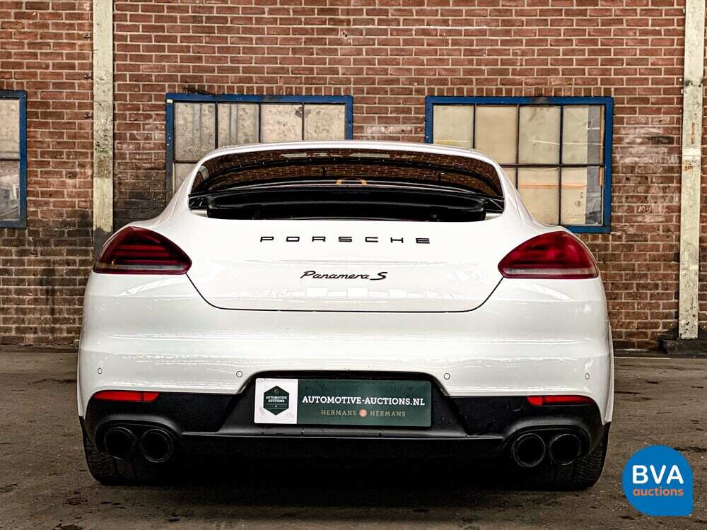 Porsche Panamera S E-Hybrid 416pk SportChrono 2014 -Org NL-, 5-TDZ-03.