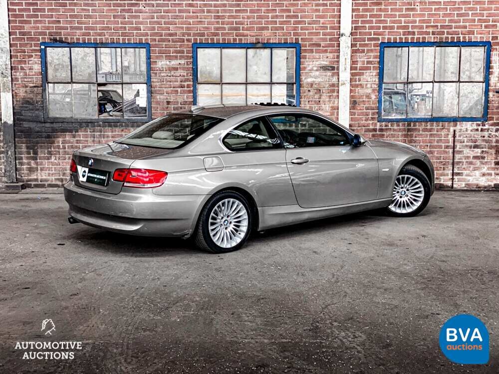 BMW 320i Coupé 163pk 3er 2007, 9-KLK-48.