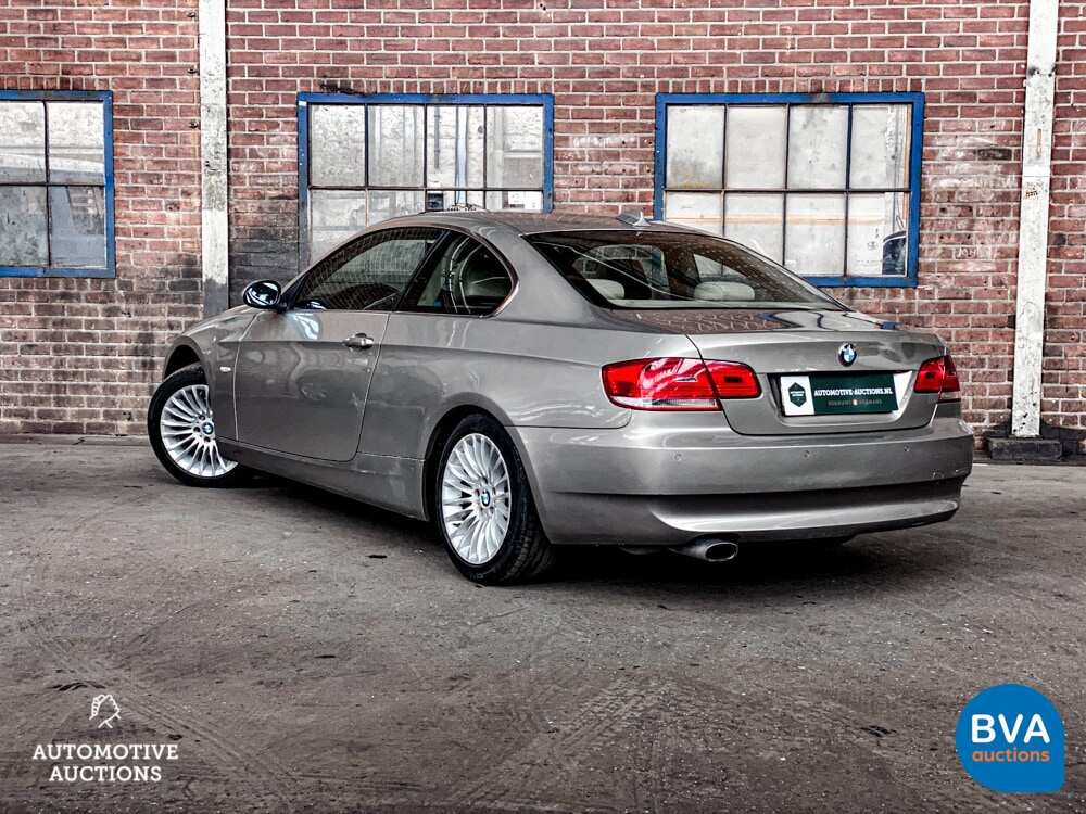 BMW 320i Coupé 163pk 3er 2007, 9-KLK-48.