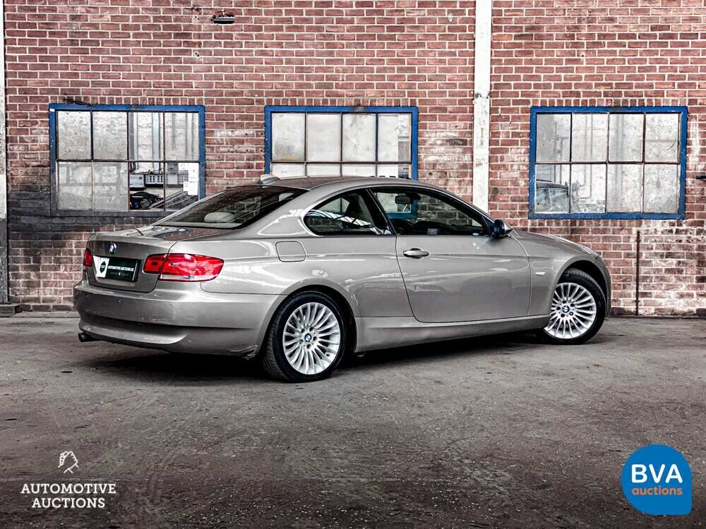 BMW 320i Coupé 163pk 3er 2007, 9-KLK-48.