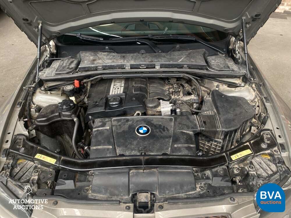 BMW 320i Coupé 163pk 3er 2007, 9-KLK-48.