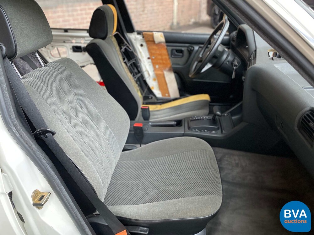 BMW 325i E30 170pk 1987 -DEMOMODELL-.