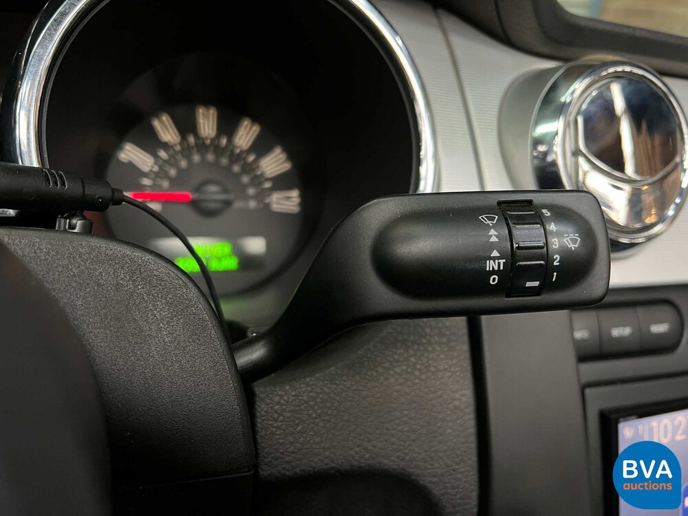 Ford Mustang Cabrio Deluxe 4.0 V6 205 PS 2006, TV-304-D.