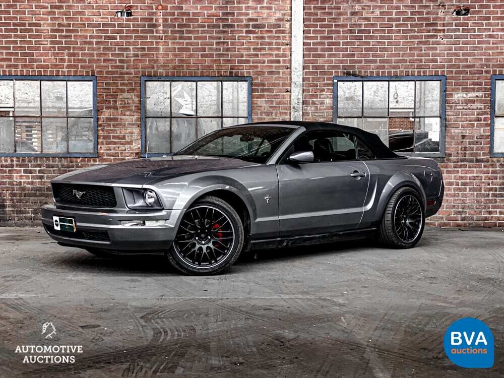 Ford Mustang Cabrio Deluxe 4.0 V6 205 PS 2006, TV-304-D.