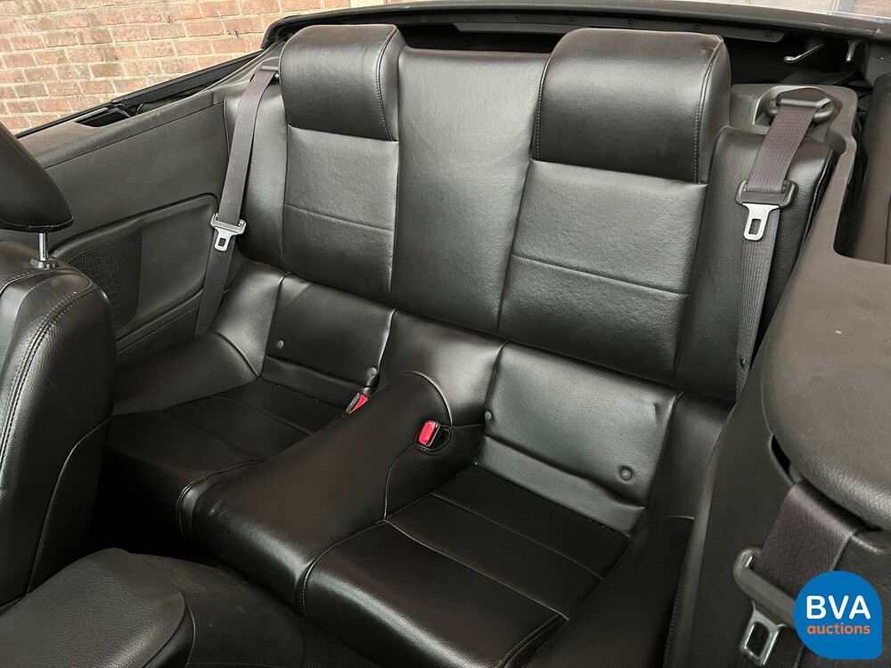 Ford Mustang Cabrio Deluxe 4.0 V6 205 PS 2006, TV-304-D.