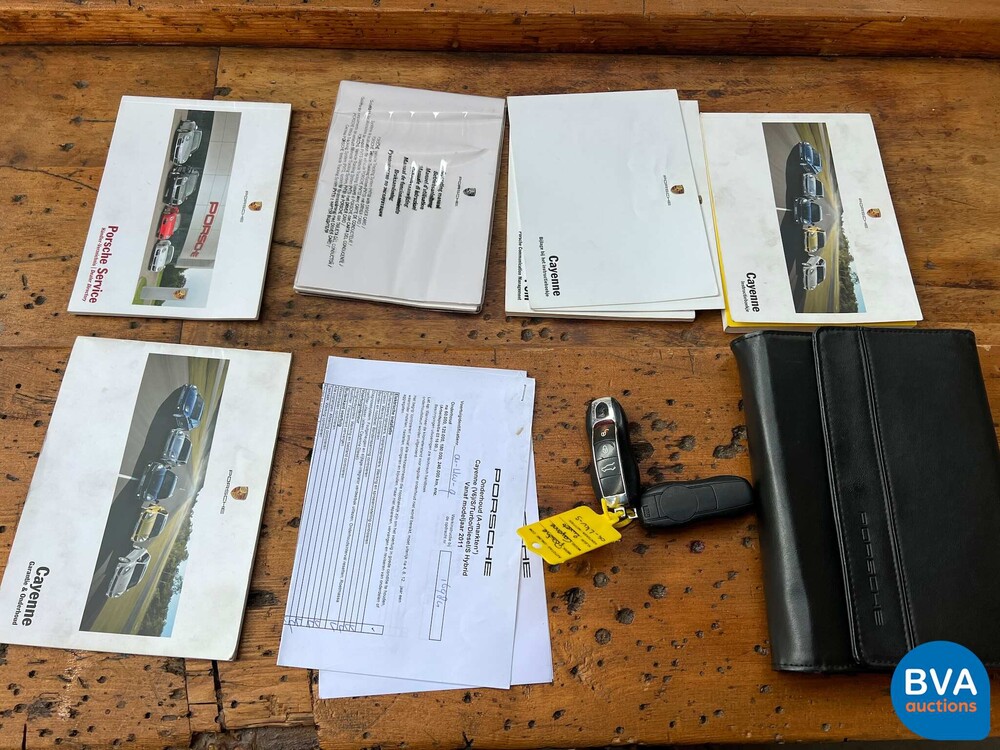 Porsche Cayenne 4.8 Turbo 500PS 2010 -Org. NL-, 04-LKV-9.