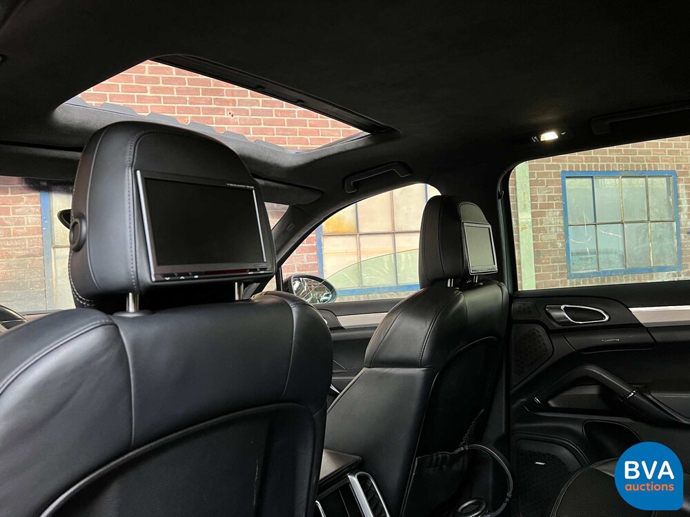 Porsche Cayenne 4.8 Turbo 500PS 2010 -Org. NL-, 04-LKV-9.