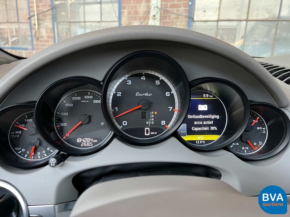 Porsche Cayenne 4.8 Turbo 500 PS 2010, RZ-707-X.