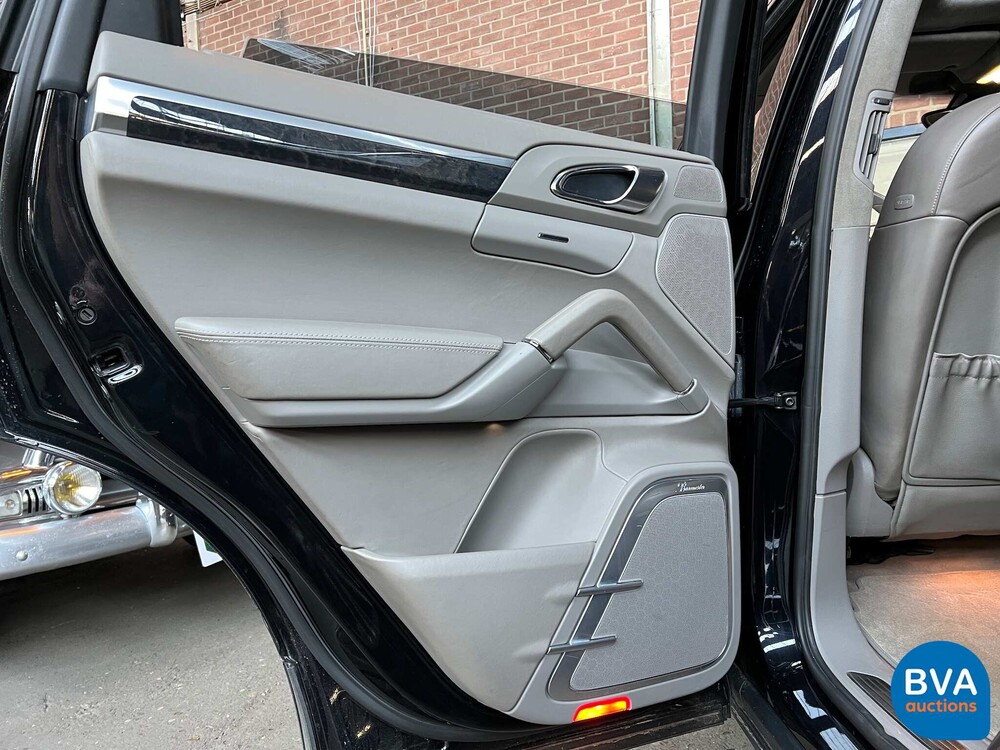 Porsche Cayenne 4.8 Turbo 500 PS 2010, RZ-707-X.