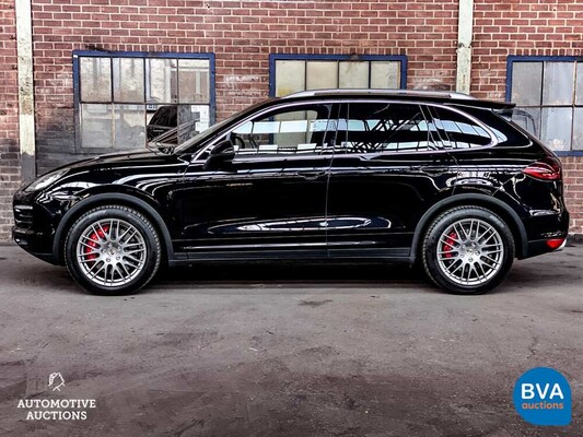 Porsche Cayenne 4.8 Turbo 500pk 2010, RZ-707-X