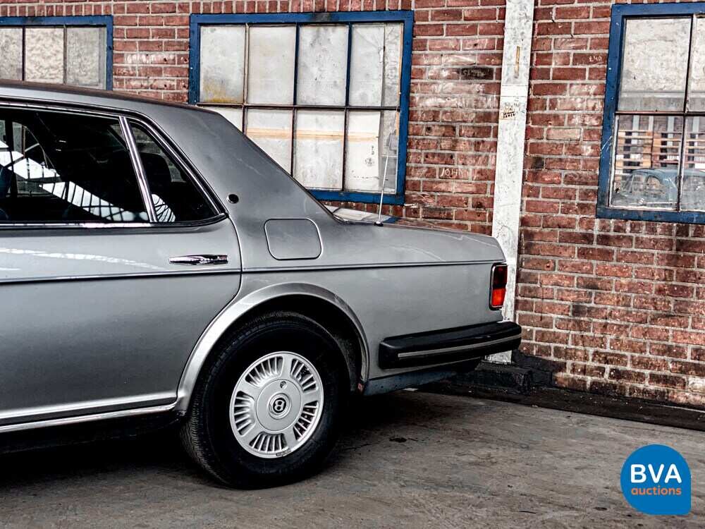 Bentley Acht 6.8 215 PS 1989.
