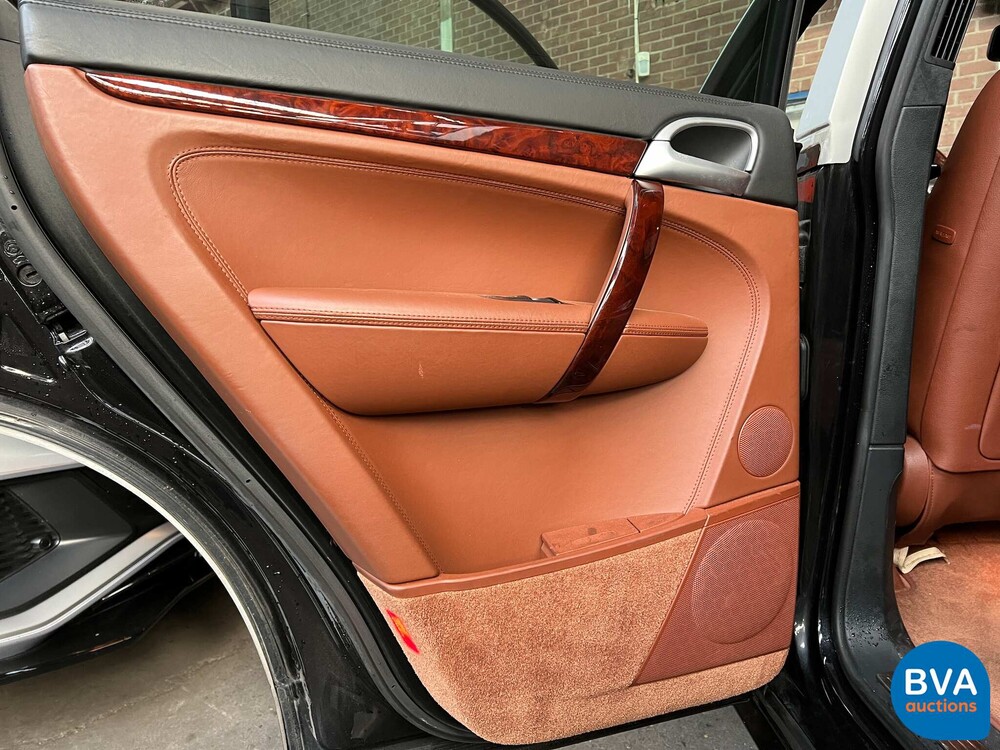 Porsche Cayenne Turbo 4.8 V8 500 PS 2007.