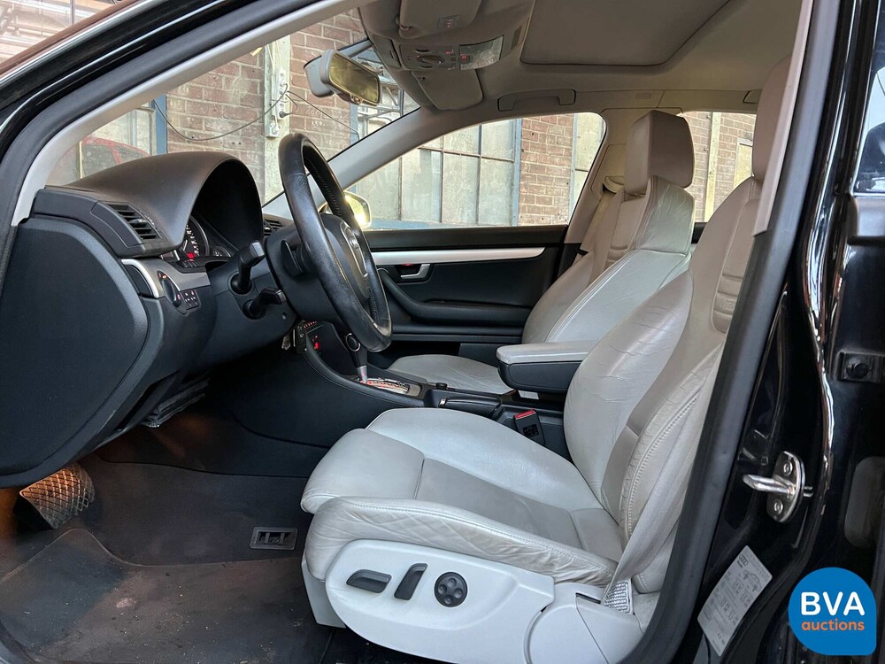 Audi S44.2 V8 Quattro ProLine 344PS 2005 -Org. NL-, 97-RB-XH.