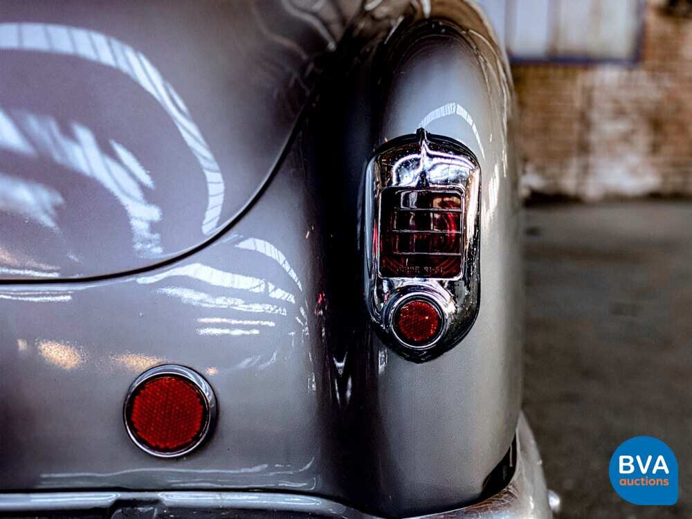 Chevrolet Deluxe Powerglide 1951, 32-XL-66.