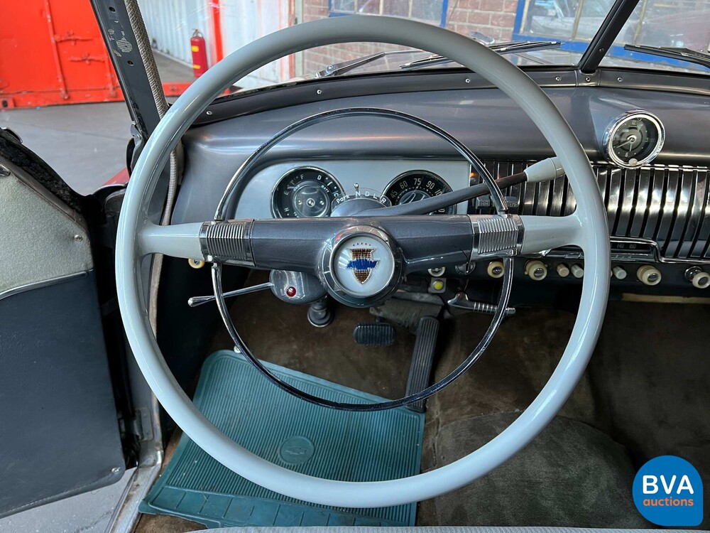 Chevrolet Deluxe Powerglide 1951, 32-XL-66.