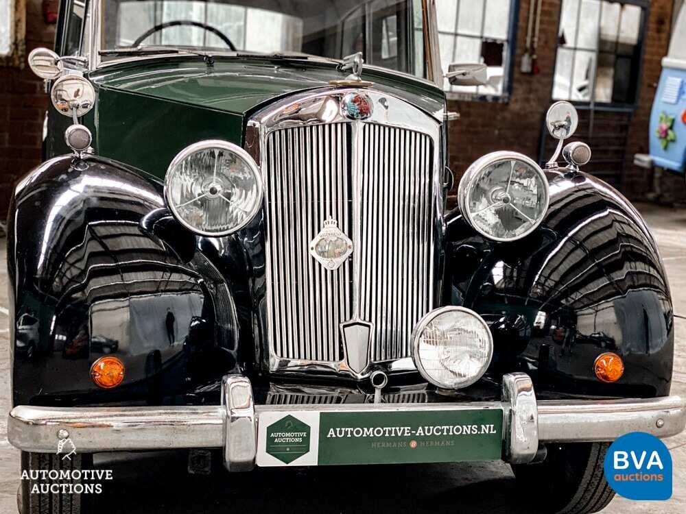 Triumph Saloon Rigid Body 2000 1936, DY-41-RT.