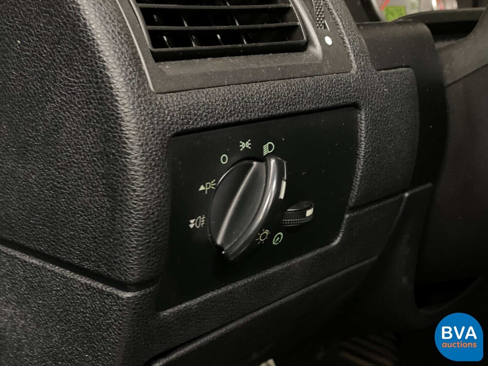 FordMondeo 3.0 V6 ST220 226PS 2004 -Org. NL-, 37-PR-XX.