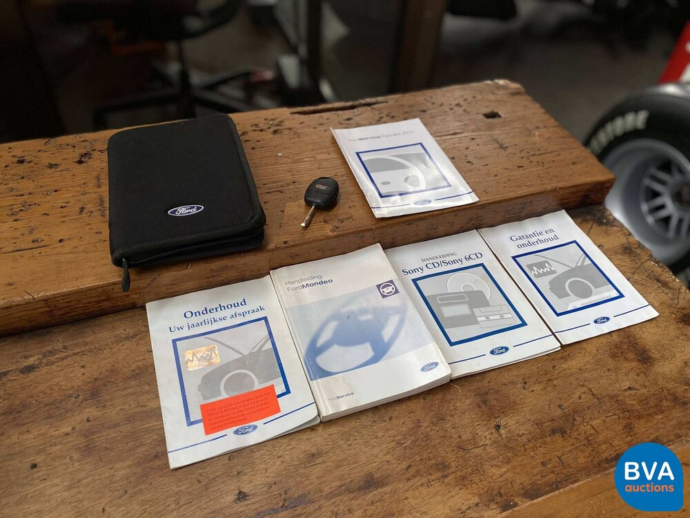 FordMondeo 3.0 V6 ST220 226PS 2004 -Org. NL-, 37-PR-XX.