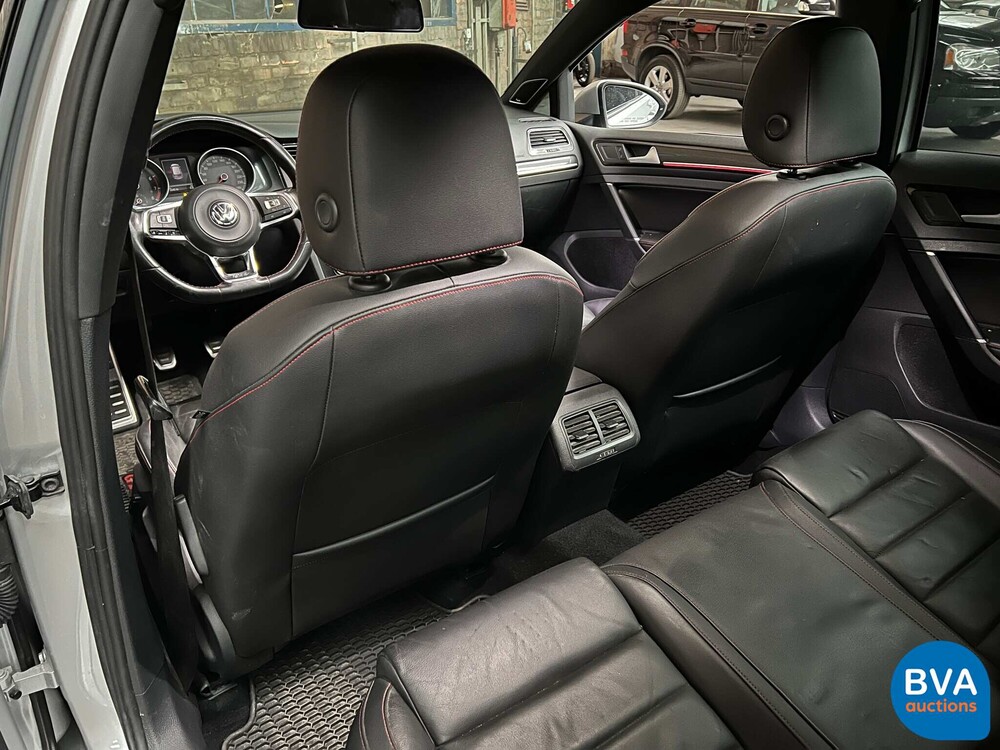 Volkswagen Golf GTI 2.0 TSI 230hp 2016.