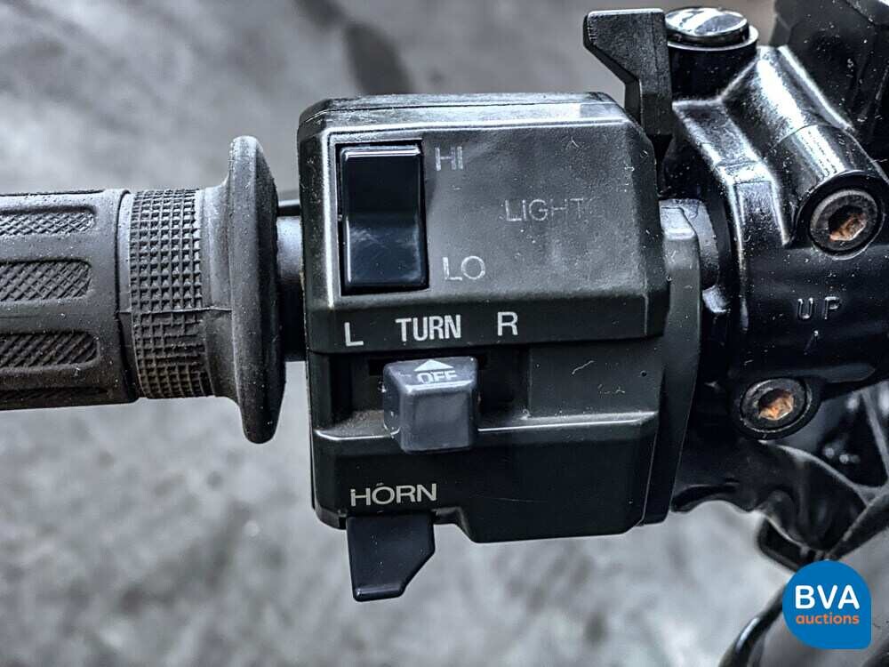 Kawasaki GPZ900 Cafe Racer 80 PS 1991, MK-33-ZB.