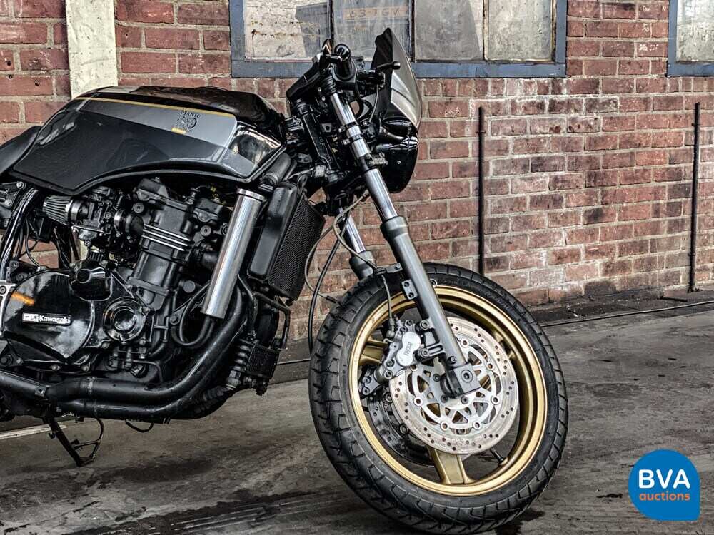 Kawasaki GPZ900 Cafe Racer 80 PS 1991, MK-33-ZB.