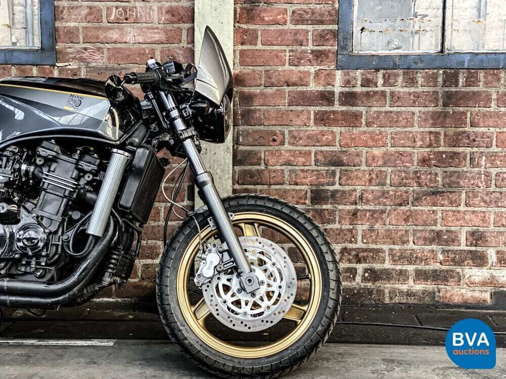 Kawasaki GPZ900 Cafe Racer 80 PS 1991, MK-33-ZB.