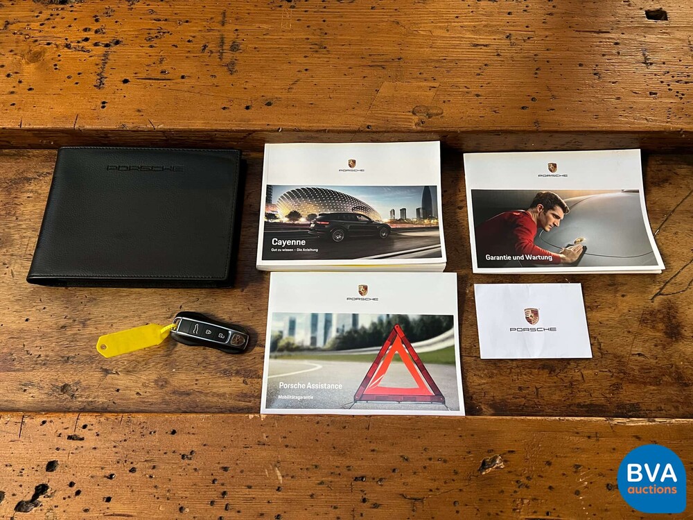 Porsche Cayenne 3.0 E-Hybrid 462PS 2021 -GARANTIE-, N-758-SX.