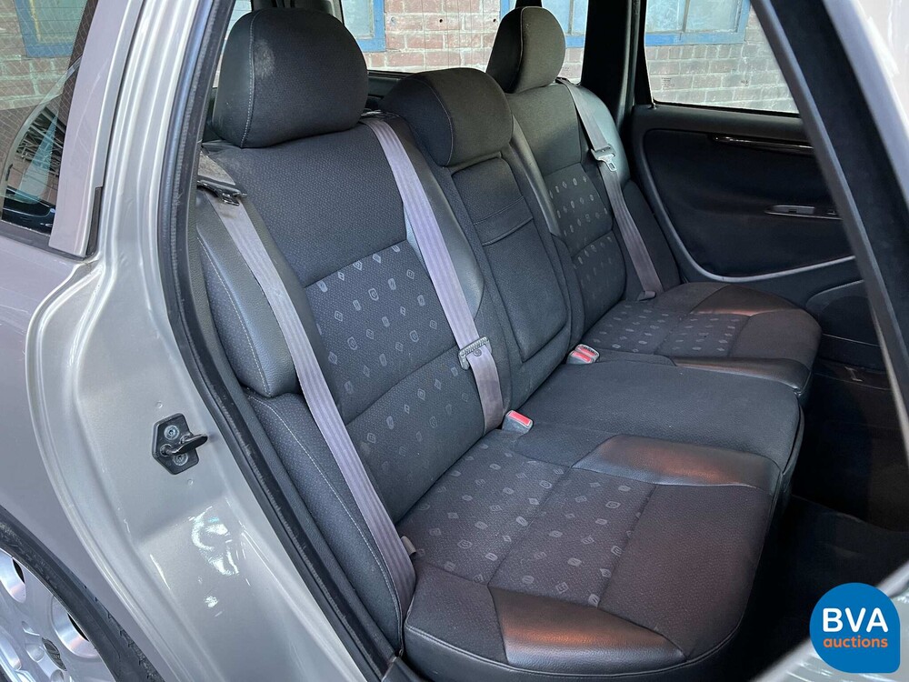 Volvo V70 2.4 Comfortline 7Personen 140PS 2001 -Org. NL-,10-HB-JN.