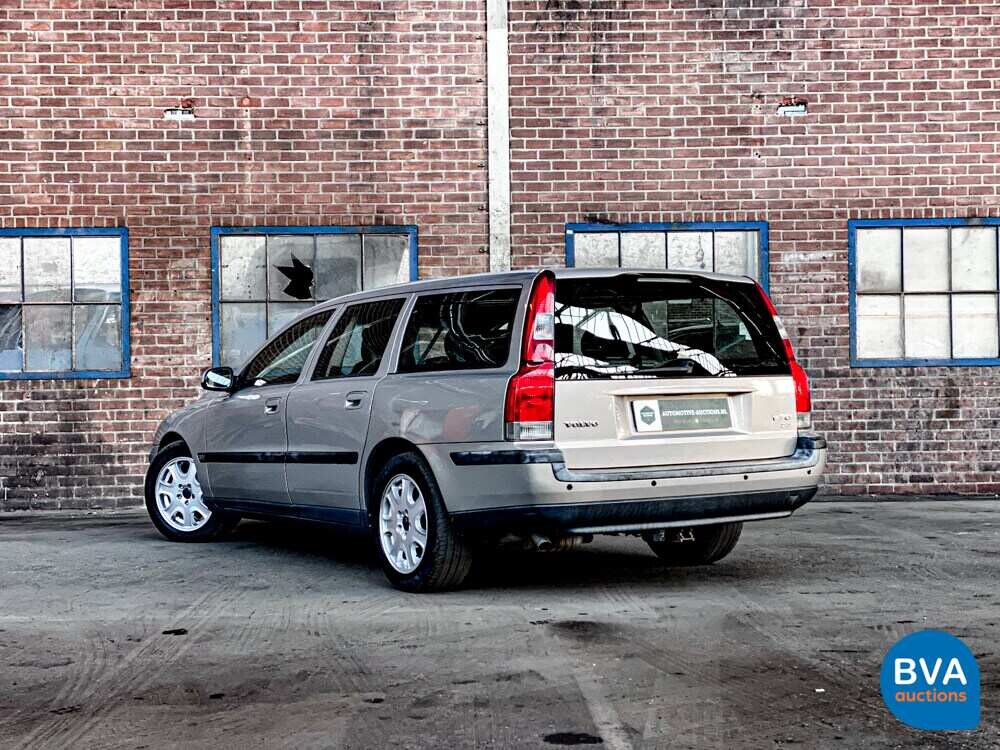 Volvo V70 2.4 Comfortline 7Personen 140PS 2001 -Org. NL-,10-HB-JN.
