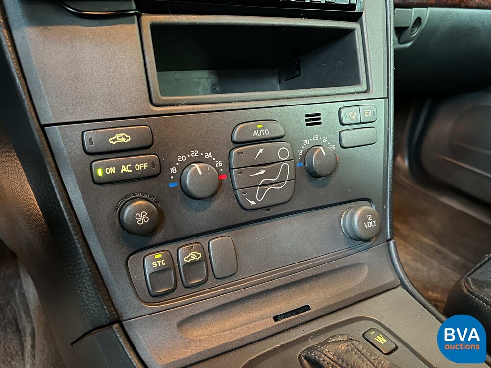 Volvo V70 2.4 Comfortline 7Personen 140PS 2001 -Org. NL-,10-HB-JN.