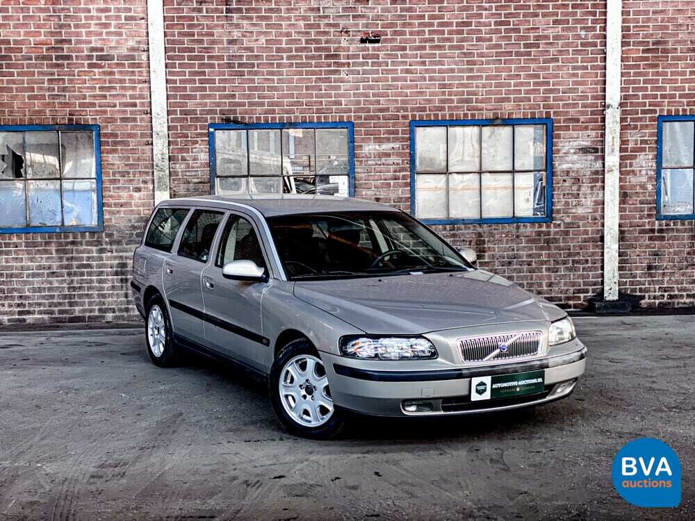 Volvo V70 2.4 Comfortline 7Personen 140PS 2001 -Org. NL-,10-HB-JN.