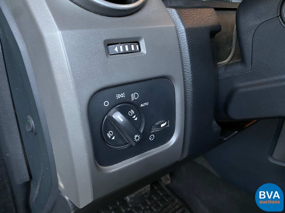 Landrover Discovery 4.4 V8 HSE 7-Personen Youngtimer 2006, P-182-HF.