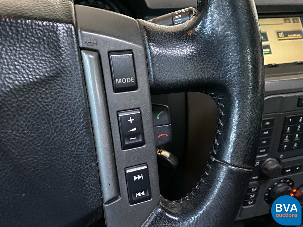 Landrover Discovery 4.4 V8 HSE 7-Personen Youngtimer 2006, P-182-HF.