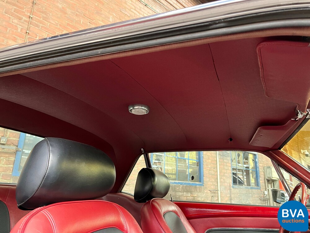 Ford Mustang 4.7 V8 200 PS 1967.