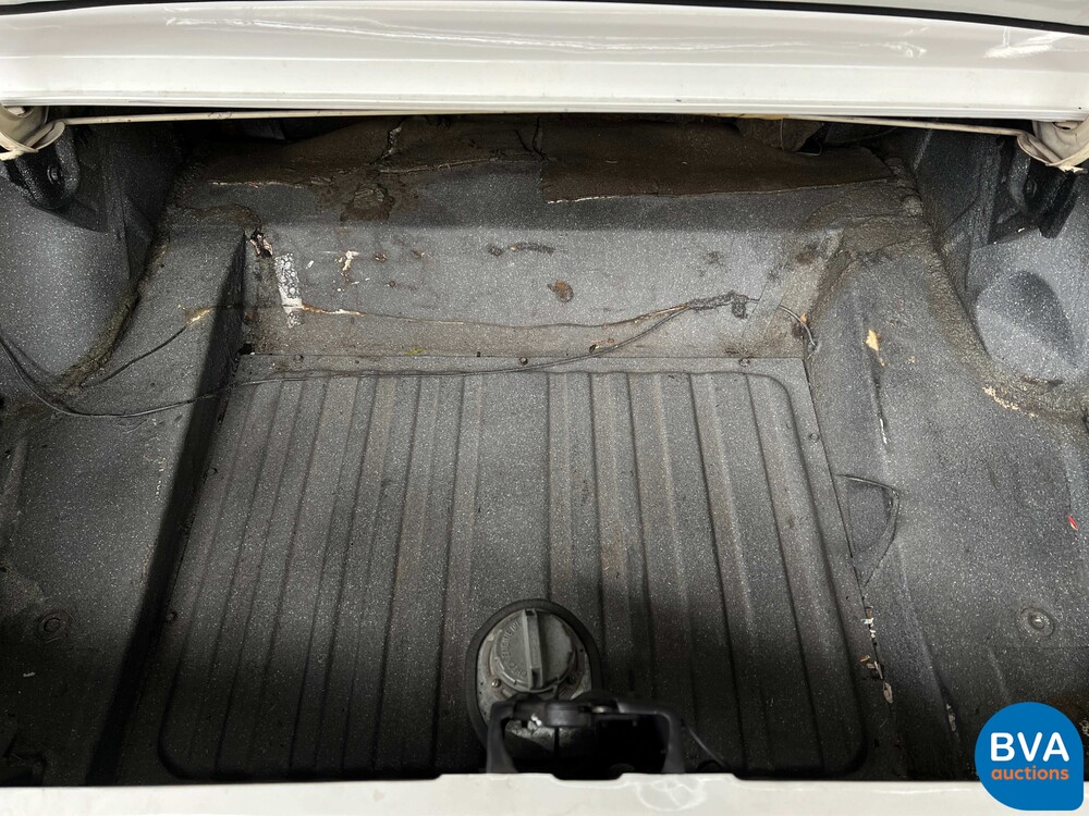 Ford Mustang 4.7 V8 200 PS 1967.