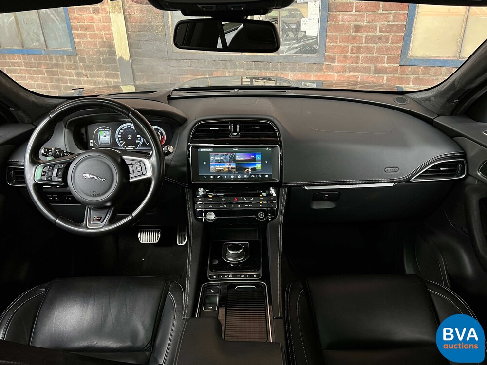 Jaguar F-Pace 30d 300pk R-Sport AWD Automaat 2018 -Org. NL-, RP-377-X