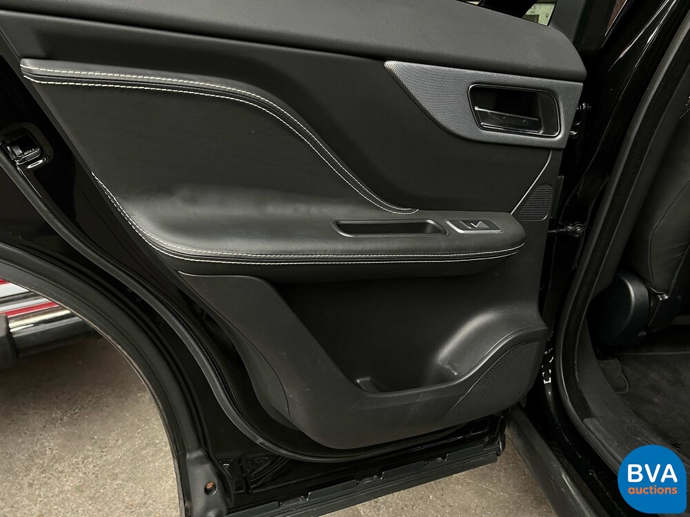 Jaguar F-Pace 30d 300pk R-Sport AWD Automaat 2018 -Org. NL-, RP-377-X